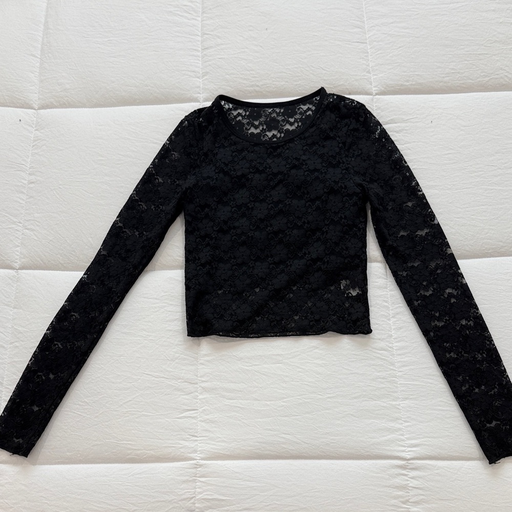 Elegant Black Lace Long Sleeve Top